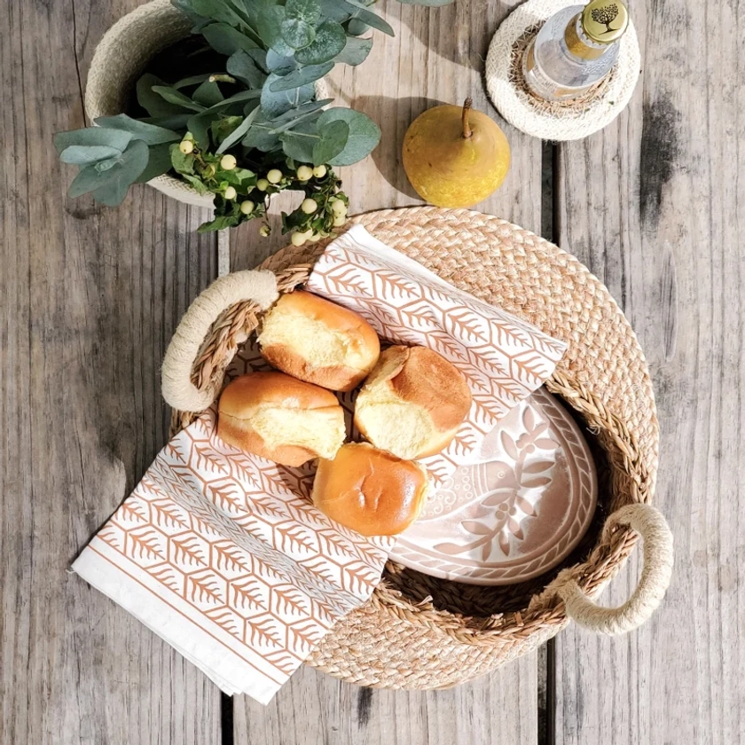 Bread Warmer & Basket Gift Set With Light Brown Tea Towel - Bird Oval