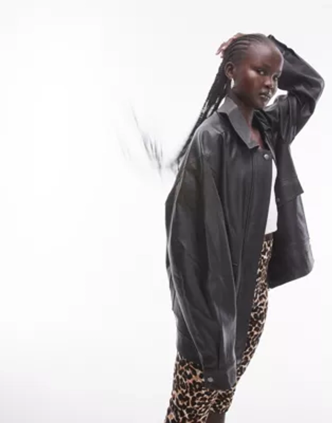 Topshop - Veste zippée en imitation cuir style années 90 avec poches - Noir | ASOS