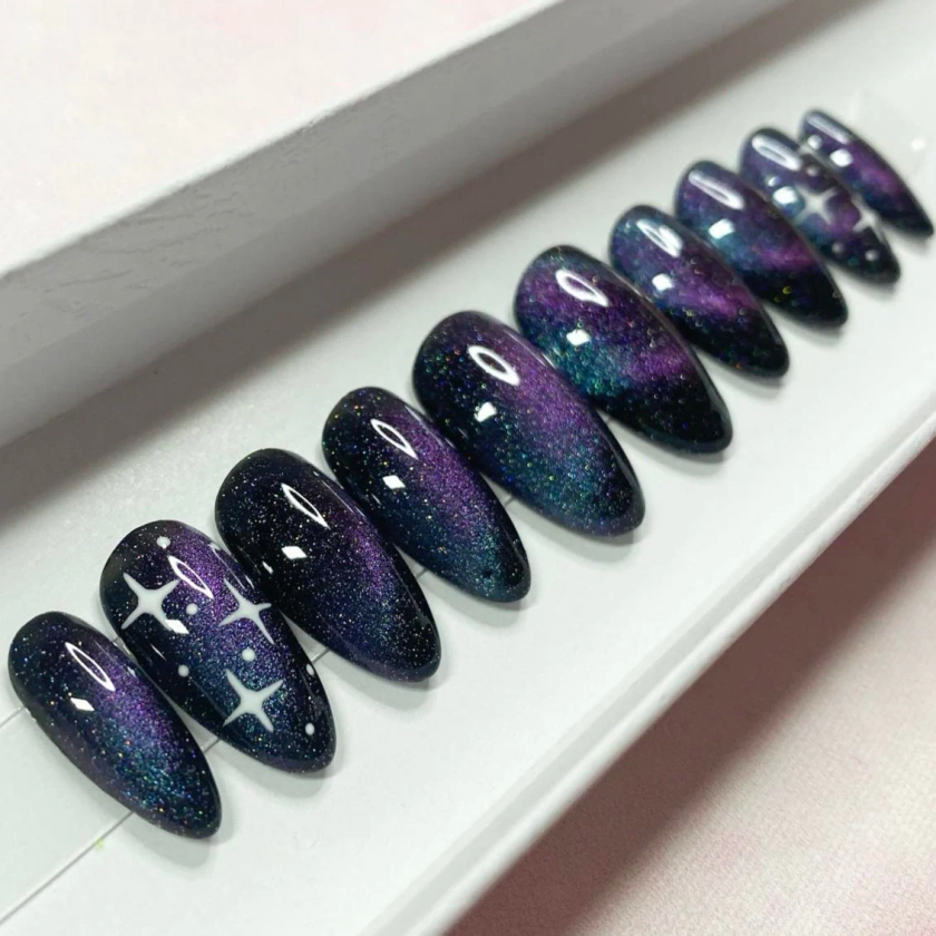 Cat Eye Galaxy Star Press-On Nails. Salon-Quality. Hand-Painted.