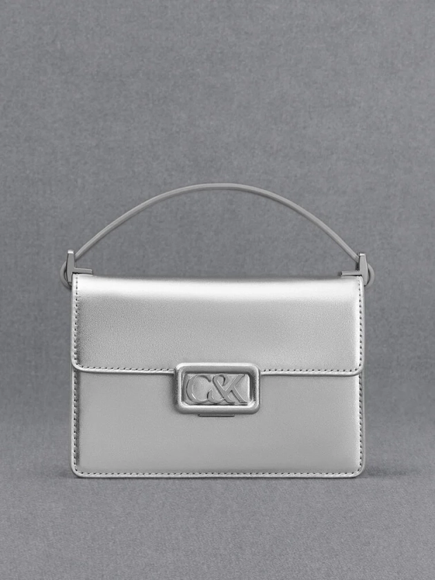 Sac boxy en cuir métallisé    
         - Argent