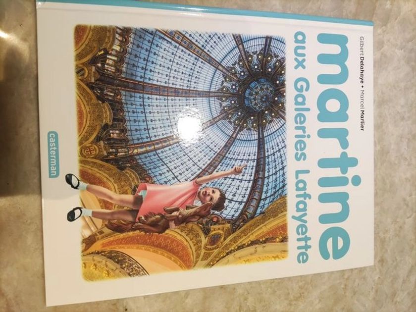Livre Martine aux galeries Lafayette neuf
