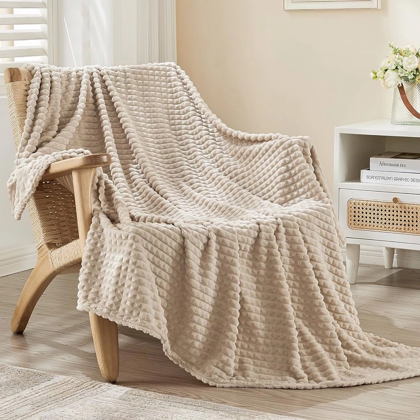 EMME Fleece Throw Blanket for Sofa, Soft, Plush, Warm and Cozy Throw Blanket, Single Layer, 3D Touch Experience, Perfect for Bed Couch and Sofa Chair (Beige,130x150cm)
