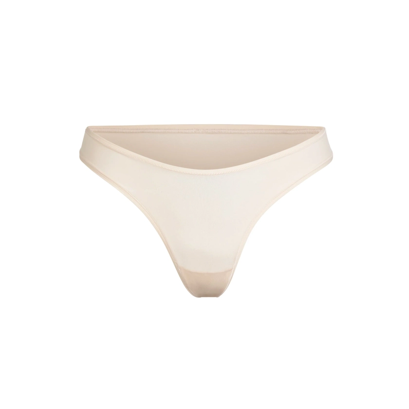 FITS EVERYBODY DIPPED FRONT THONG | SAND