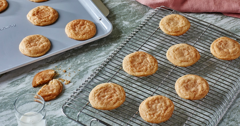 Stainless Steel Cooling Rack | Bakeware | Caraway