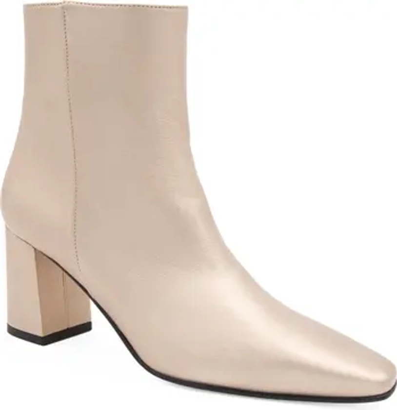 Amalfi by Rangoni Faraona Block Heel Bootie (Women) | Nordstromrack