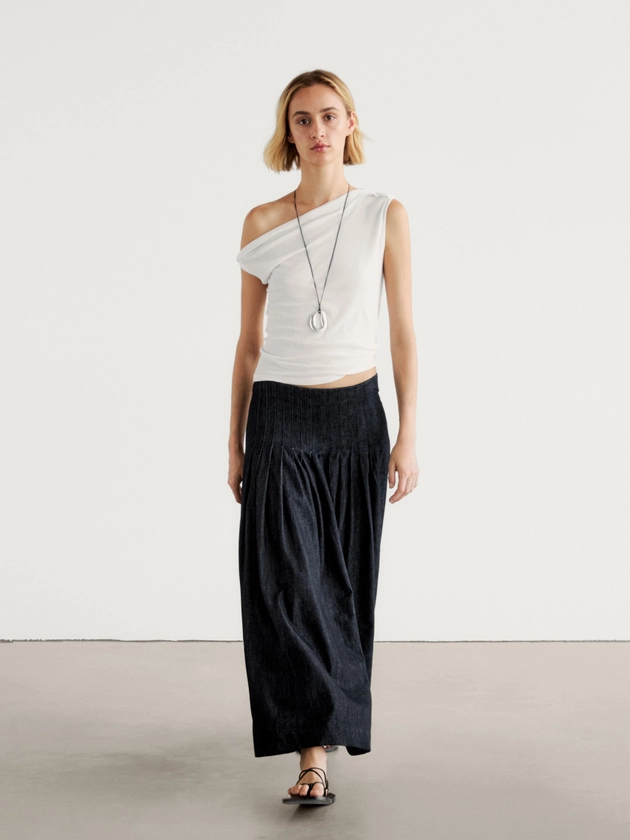 Pleated denim midi skirt with yoke · Blue · Smart / Skirts | Massimo Dutti