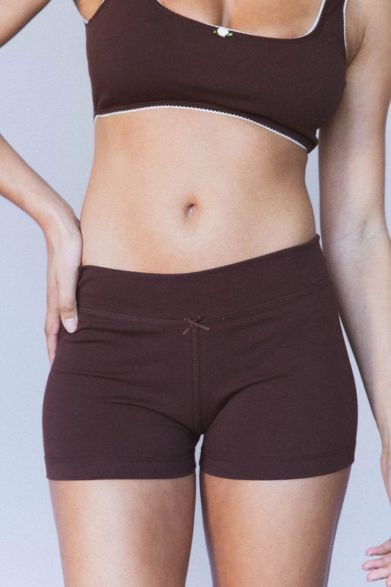 LOUNGE BIKE SHORTS IN MOCHA