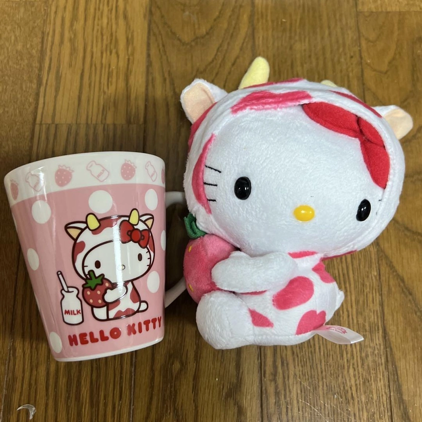 Hello Kitty x Strawberry Milk Land Plush Toy & Mug Set Lottery Winner 2016