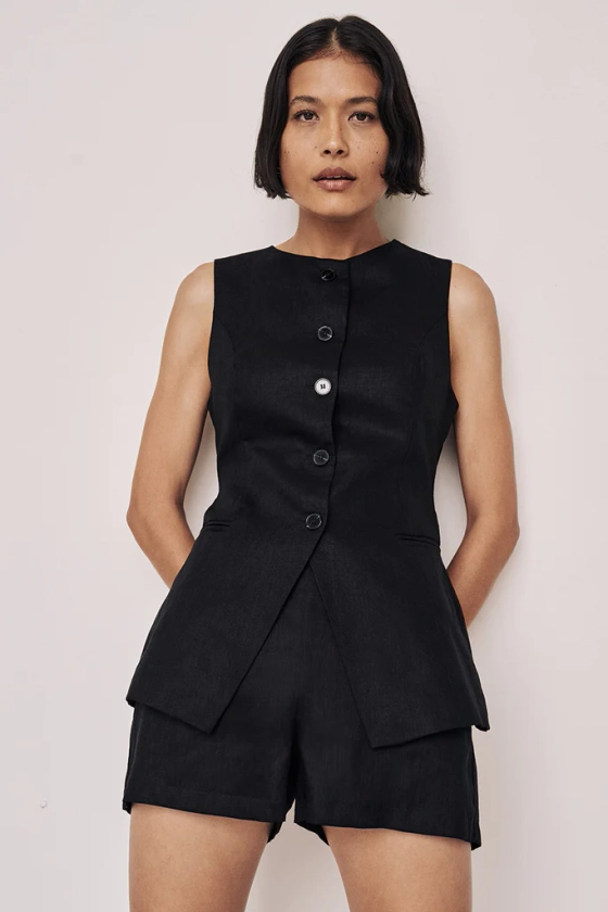 ALESSIA BLACK LINEN VEST