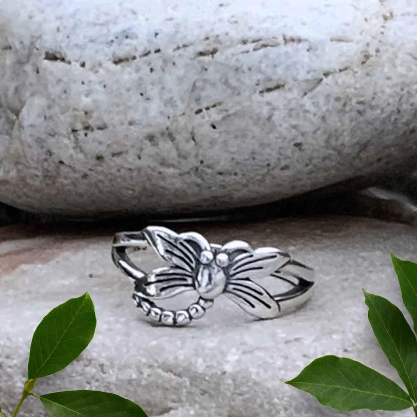 Dragonfly Sterling Silver Ring - GLE-Good Living Essentials