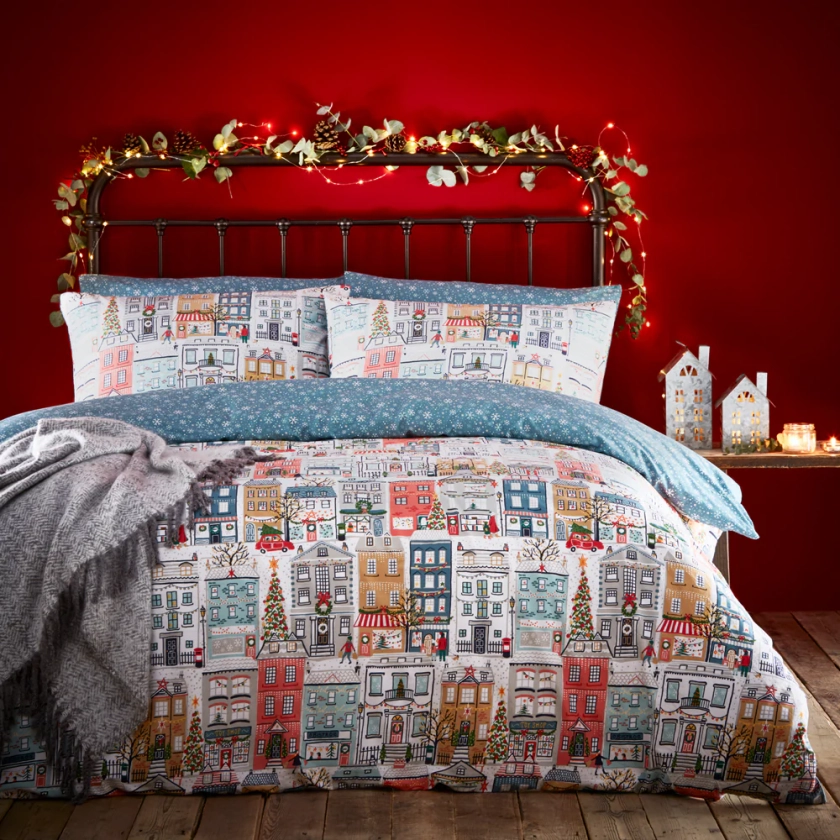 Festive Town Christmas Duvet Cover Set White