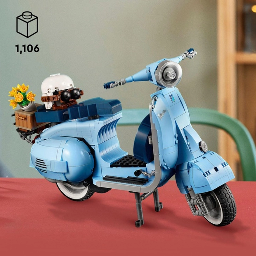 LEGO Icons 10298 Vespa 125 | Smyths Toys France