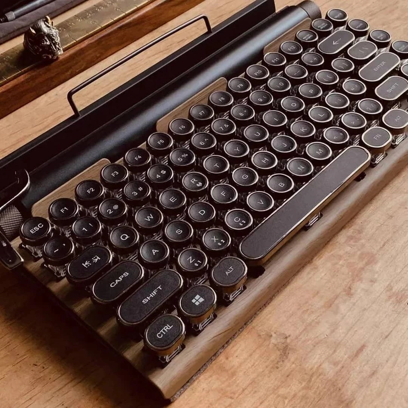 Retro Typewriter Keyboard | Free Shipping and 30-Day Guarantee