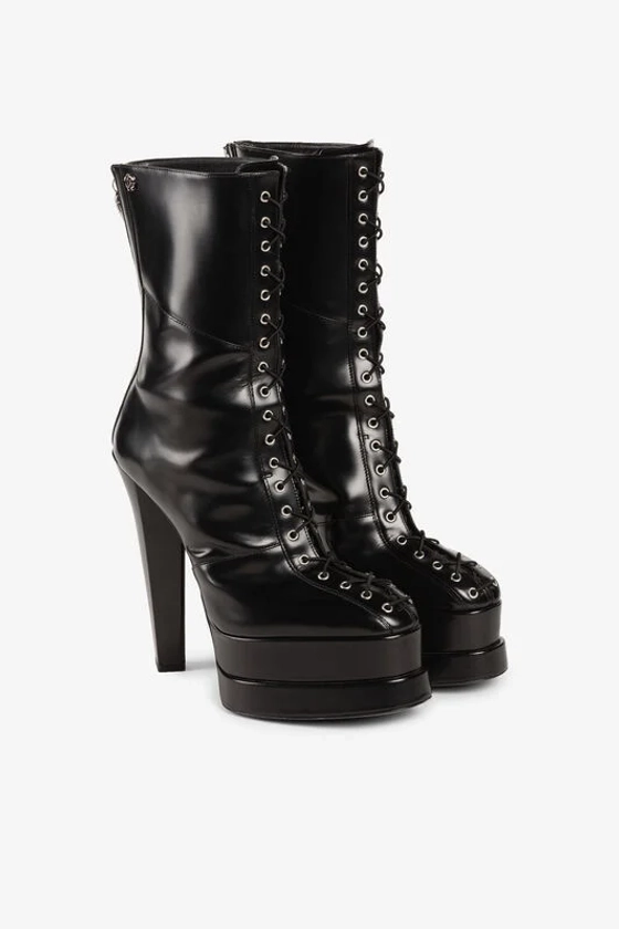 Lace-up leather platform boots