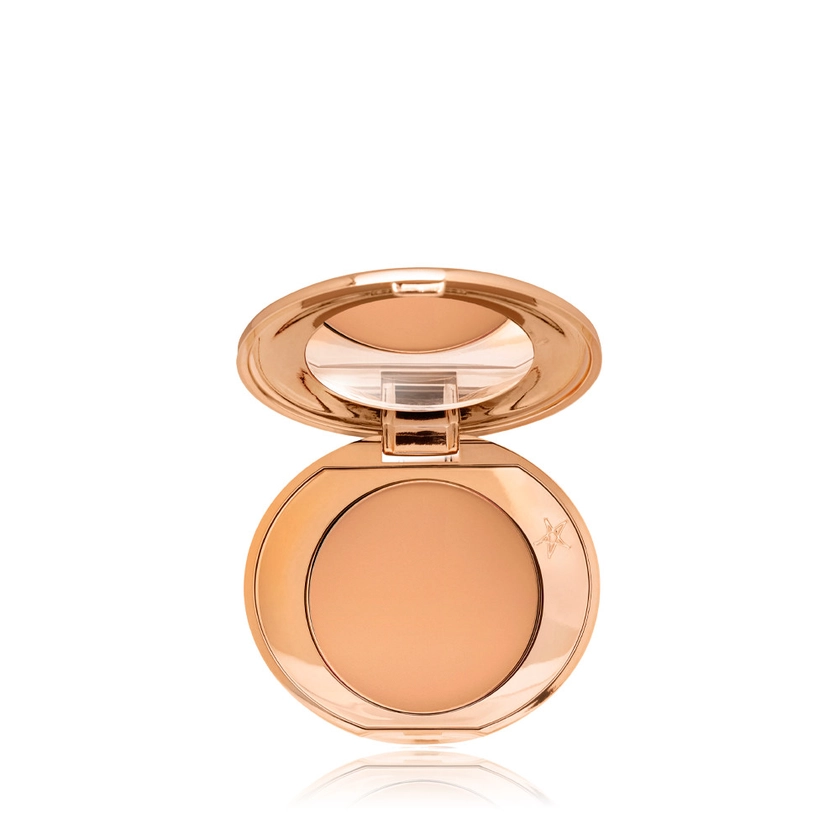 3 Tan: Airbrush Flawless Finish: Mini Powder Compact | Charlotte Tilbury