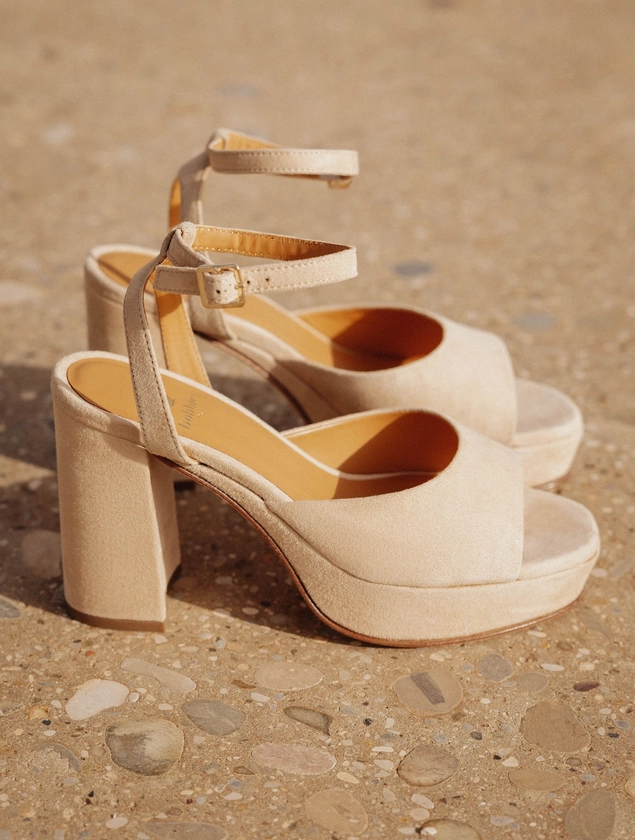 Lisa Beige Milos - Sandales à plateformes et talons hauts barbie en cuir suédé daim beige