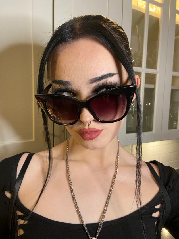 Ethel Cat eye sunglasses