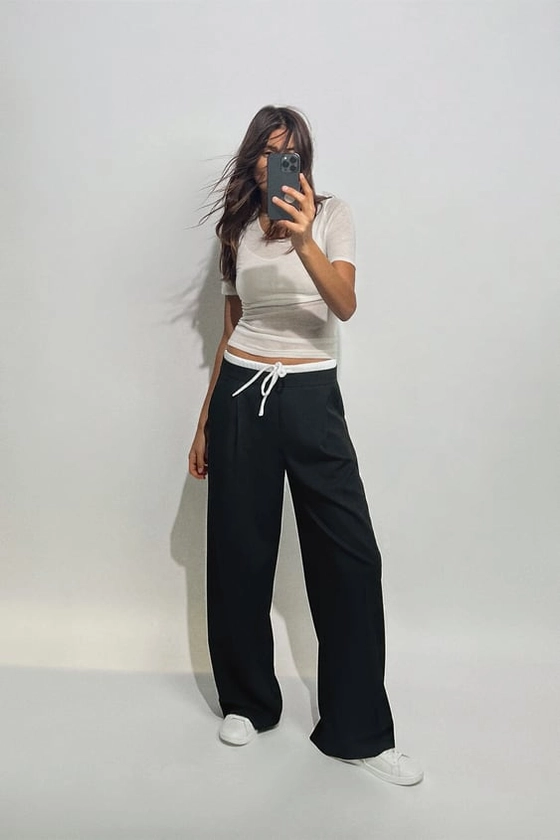 PANTALON LARGE À TAILLE DOUBLE