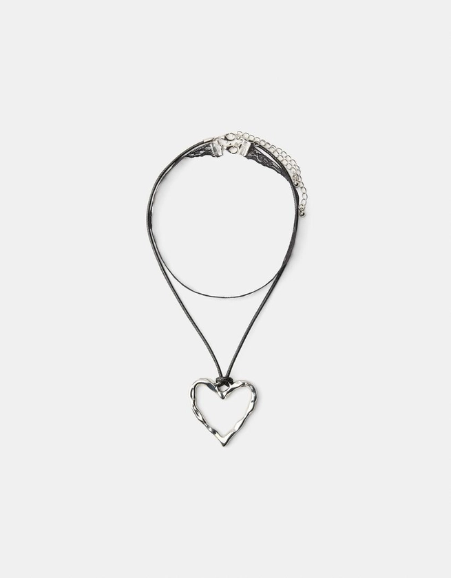 Pack of heart necklaces