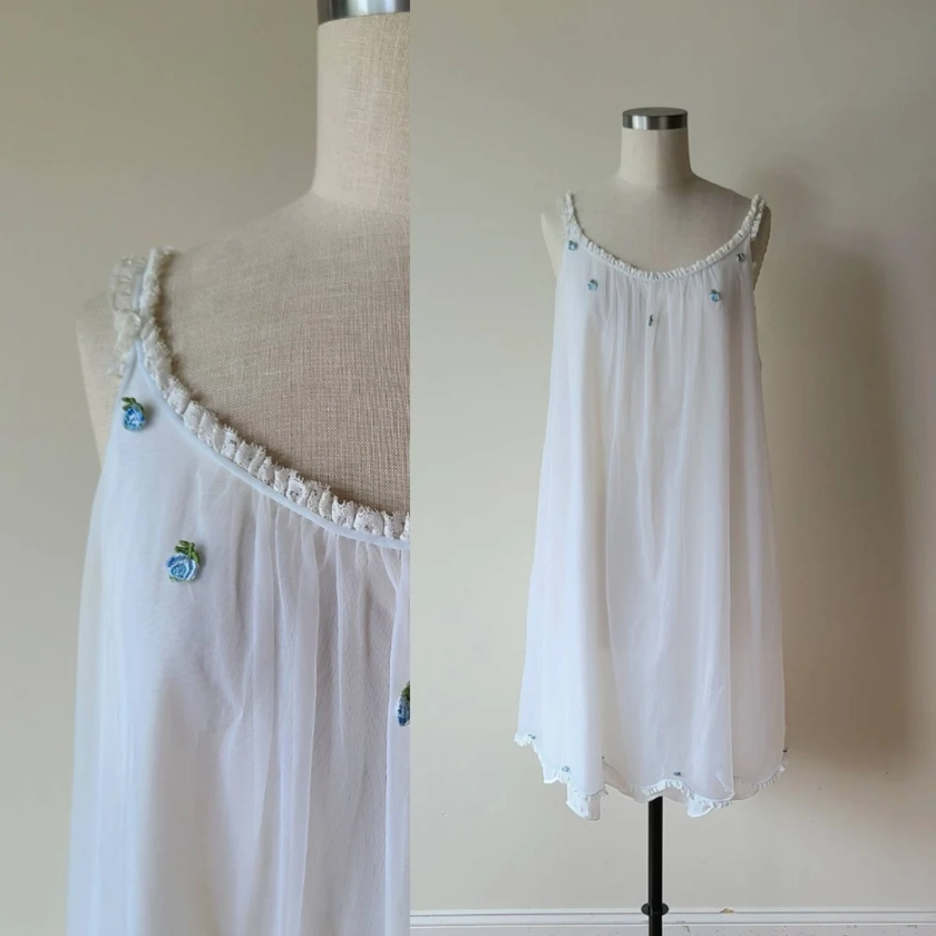 50's-60's Nightgown / Rogers Short Nightie White Chiffon With Blue Appliqued Flowers Size Medium - Etsy Australia