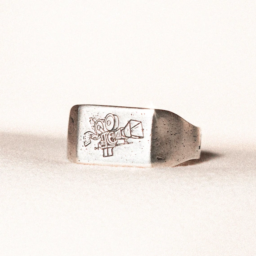Le Cinéma | Vintage 925 Silver Ring | Camera Ring | Unisex | Handmade | Rough Style | Signet