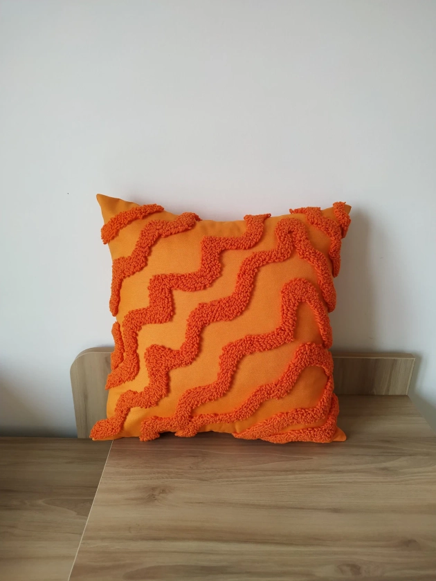 Punch Needle Vibrant Wavy Lines Pillow, Hand Tufted Orange Color Throw Pillow Cover, Embroidery Abstract Cushion, Colourful Boat Decor - Etsy