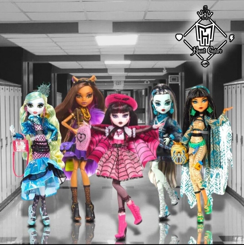 Monster High Haunt Couture Set. New In Box(Not Shipping Box)