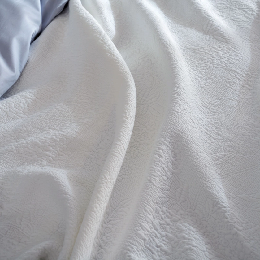 White Floral Matelasse Cotton King/Superking Bedspread