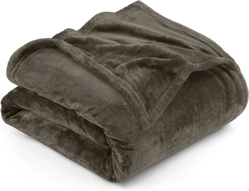 Utopia Bedding Fleece Blanket Queen Size Brown 300GSM Luxury Fuzzy Soft Anti-Static Microfiber Bed Blanket (90x90 Inches)