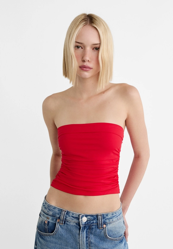 Gathered bandeau top with turn-down detail - Women's T-shirts | Stradivarius United Kingdom
