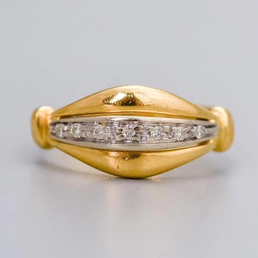 18K Gold Antique Boat Style Ring — Don Laurence Jewellery