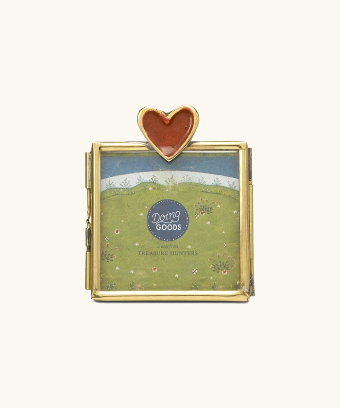 Pyar Heart Frame Large - Doing Goods