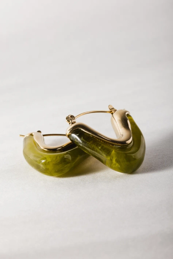 Ariella Earrings in Green - Tarnish Free