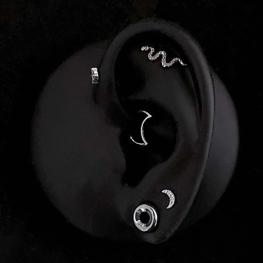 Moon Clicker - Maedusa Body Jewelry