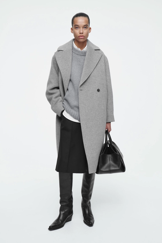 MANTEAU OVERSIZE CROISÉ EN LAINE - Gris - Coats and Jackets - COS