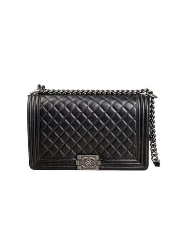 Grand Sac Chanel Boy En Cuir D'Agneau Matelassé Noir